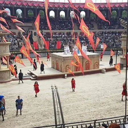 L'ange De Groupe Proche Du Puy Du Fou Sevremont