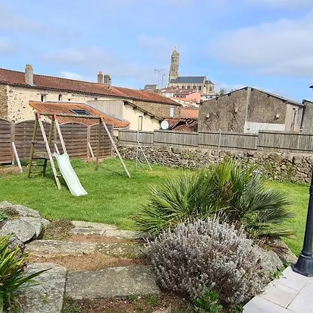 L'ange De Groupe Proche Du Puy Du Fou Holiday home *