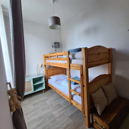 L'ange De Groupe Proche Du Puy Du Fou *